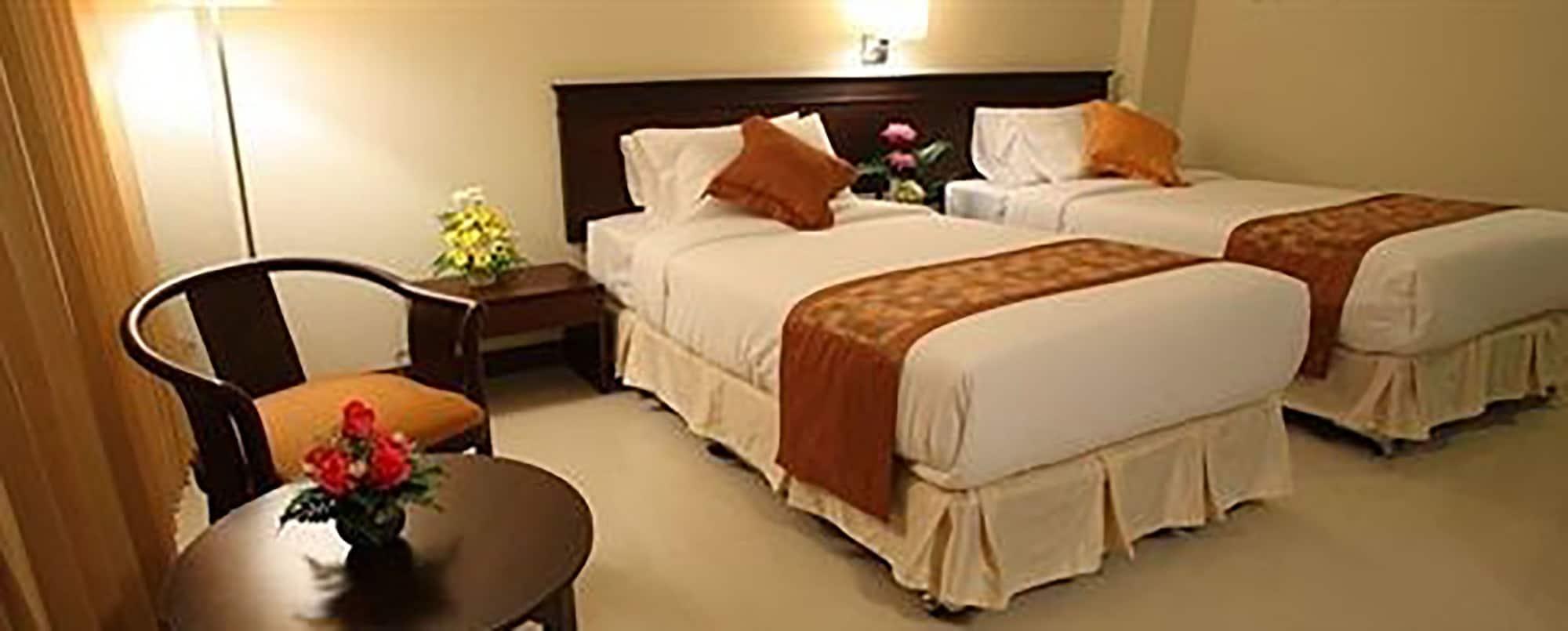 Royal Lanna Hotel Chiang Mai Exterior photo