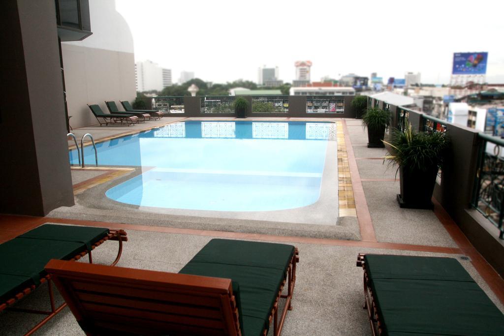 Royal Lanna Hotel Chiang Mai Exterior photo