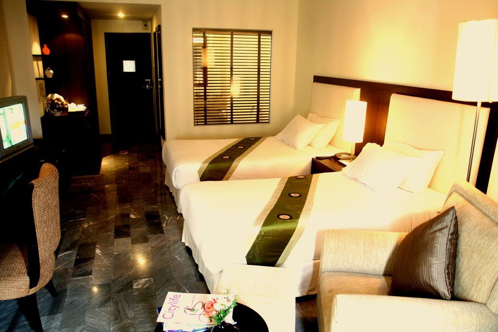 Royal Lanna Hotel Chiang Mai Exterior photo