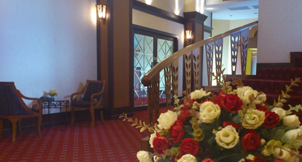 Royal Lanna Hotel Chiang Mai Exterior photo