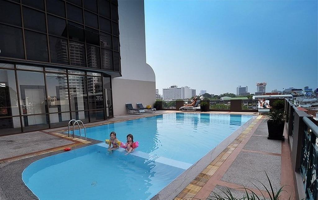Royal Lanna Hotel Chiang Mai Exterior photo